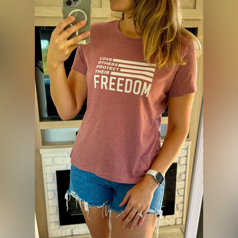 Patriotic Pink Shirt | Size Medium